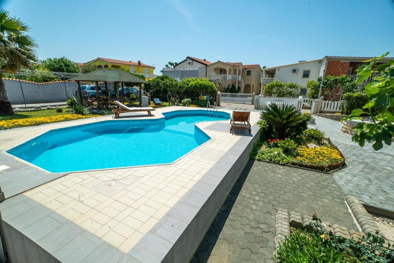 Villa Lulic ヴィル エクステリア 写真